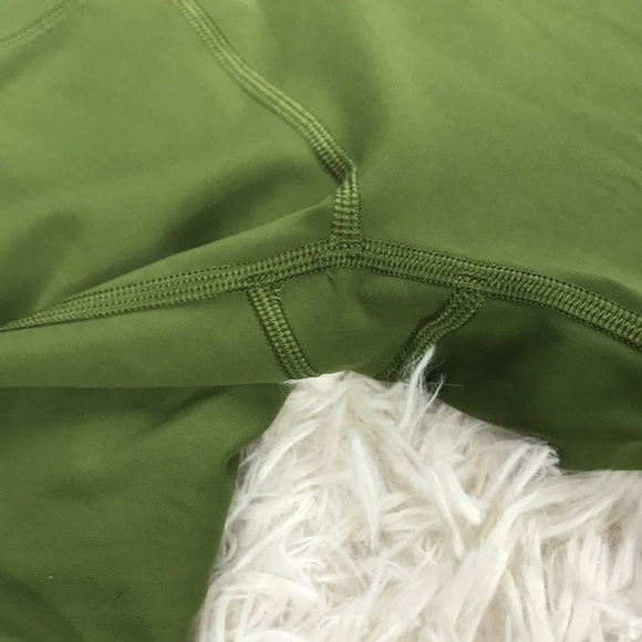 Lululemon In Movement Tight 25" *Everlux Everglades - Picture 4 of 8